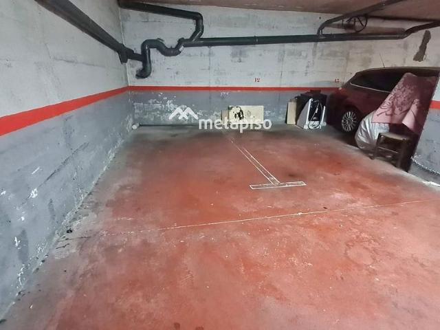 Garaje en alquiler en calle De Josep Tarradellas, Vendrell, El, de 12 m² por 60