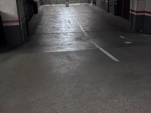Garaje en alquiler en calle De la Indústria, Barcelona, por 160