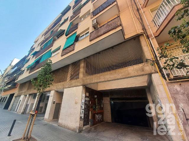 Garaje en alquiler en calle De la Muntanya, Hospitalet de Llobregat, L´, de 7 m² por 60