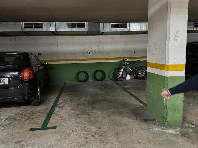 Garaje en alquiler en calle De Lacy, Sabadell, de 11 m² por 76