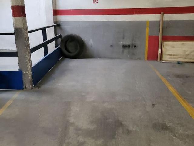 Garaje en alquiler en calle De Lafont, Barcelona, por 105