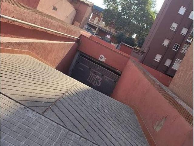 Garaje en alquiler en calle De L'arcàdia, Sabadell, de 18 m² por 80