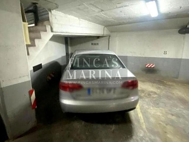 Garaje en alquiler en calle De Les Colomeres, Gavà, de 31 m² por 125