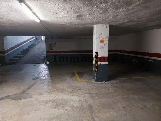 Garaje en alquiler en calle De Sant Cristòfol, Tortosa, de 12 m² por 65