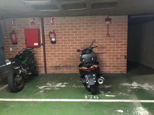 Garaje en alquiler en calle De Sant Gervasi de Cassoles, Barcelona, de 3 m² por 50