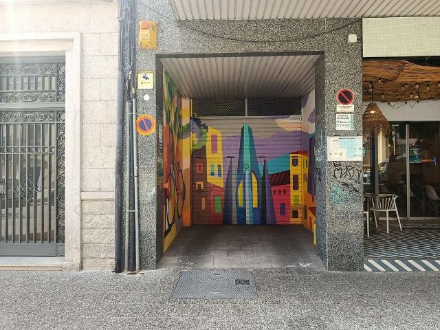Garaje en alquiler en calle De Sant Joan Baptista la Salle, Girona, de 12 m² por 105