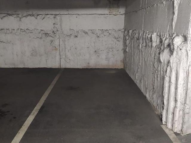 Garaje en alquiler en calle De Sant Pere, Lloret de Mar, por 90