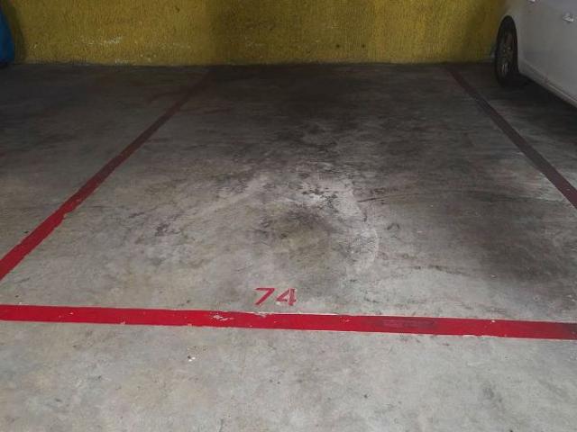 Garaje en alquiler en calle De Palència, Barcelona, de 11 m² por 110