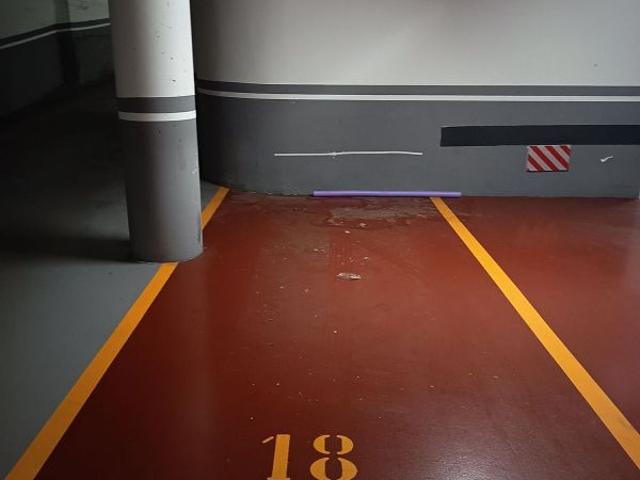 Garaje en alquiler en calle De Prats de Molló, Barcelona, de 10 m² por 140