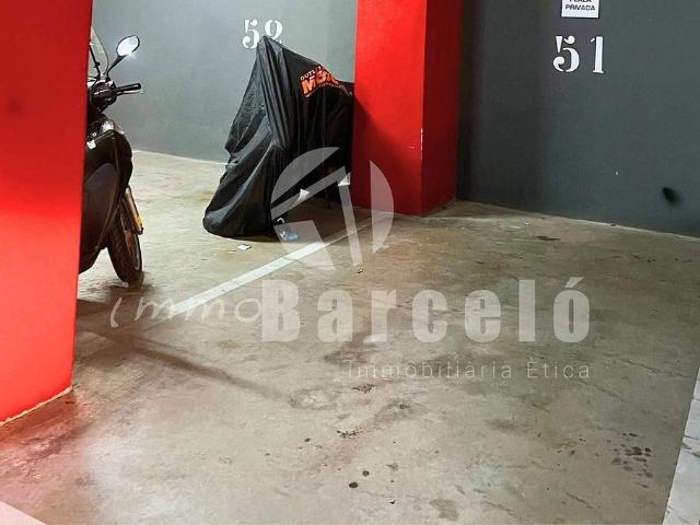 Garaje en alquiler en calle De Roc Boronat, Barcelona, de 11 m² por 120