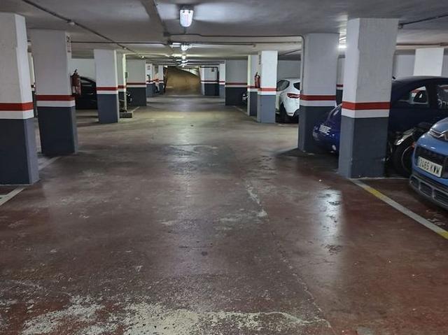 Garaje en alquiler en calle De Rocafort, Barcelona, por 100