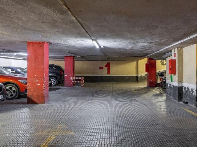 Garaje en alquiler en calle Del Bonsuccés, Barcelona, de 2 m² por 54