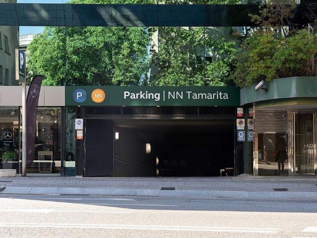 Garaje en alquiler en calle Del Císter, Barcelona, de 8 m² por 124
