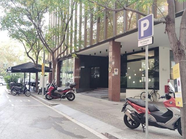Garaje en alquiler en calle Del Doctor August Pi i Sunyer, Barcelona, de 6 m² por 90