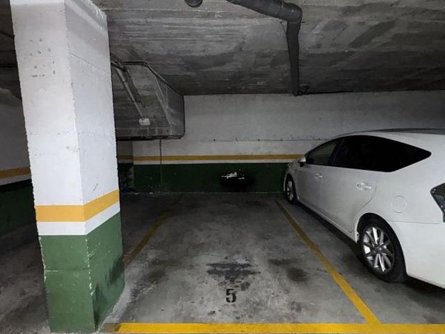 Garaje en alquiler en calle Del Pistó, Barcelona, de 9 m² por 85