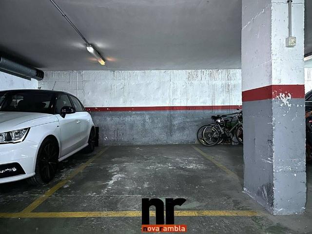 Garaje en alquiler en calle Del Sol, Ripollet, de 12 m² por 70