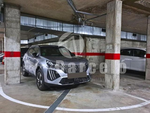 Garaje en alquiler en calle Del Taulat, Barcelona, de 16 m² por 140