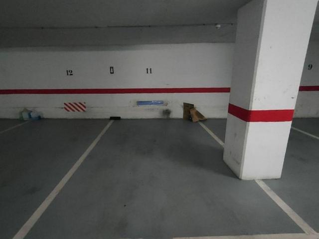 Garaje en alquiler en calle D'enric Prat de la Riba, Hospitalet de Llobregat, L´, por 100
