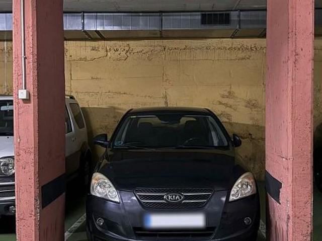 Garaje en alquiler en calle D'esteve Terradas, Barcelona, de 9 m² por 90