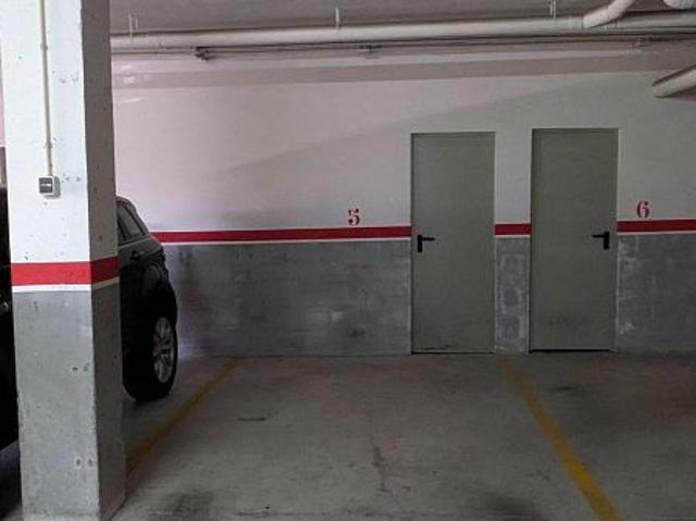 Garaje en alquiler en calle Estació, Torredembarra, por 90