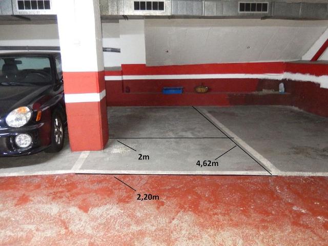 Garaje en alquiler en calle Industria, Barcelona, de 11 m² por 110