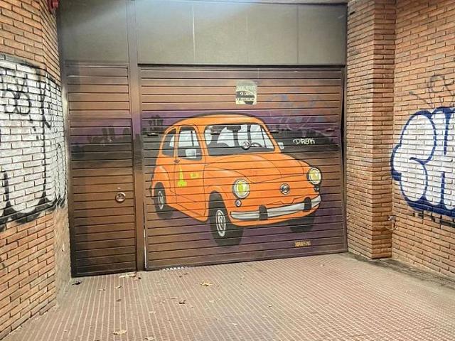 Garaje en alquiler en calle Marina, Barcelona, de 10 m² por 120