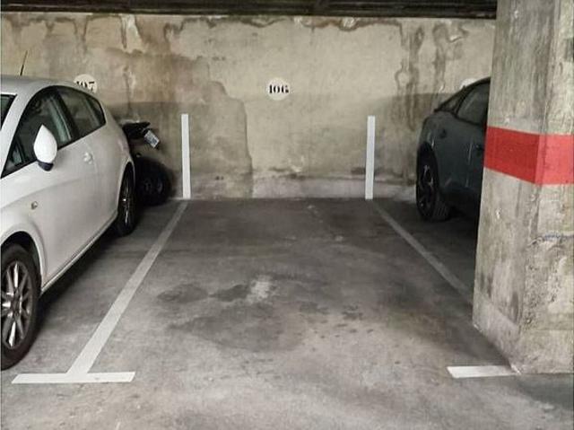 Garaje en alquiler en calle Migdia, Girona, de 12 m² por 90
