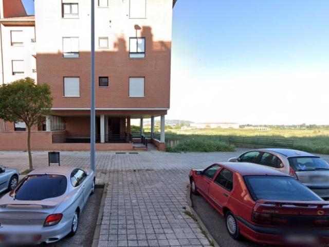 Garaje en Alquiler en Calle Republica Dominicana Palencia, Palencia