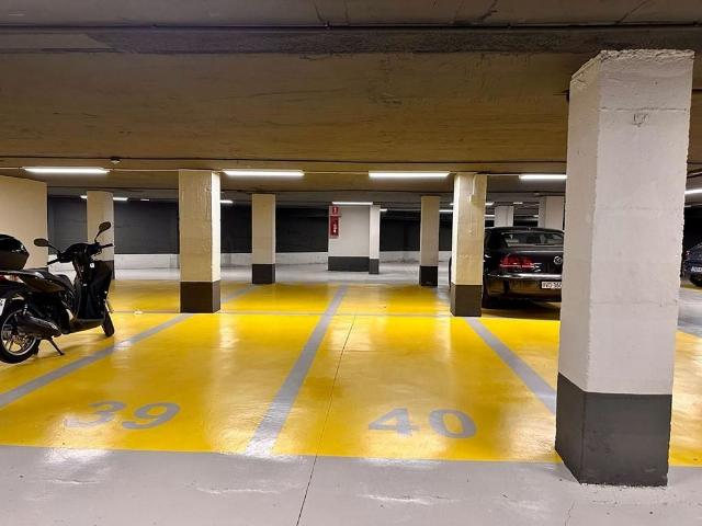 Garaje en alquiler en calle Verge de Loreto, Lloret de Mar, de 16 m² por 70