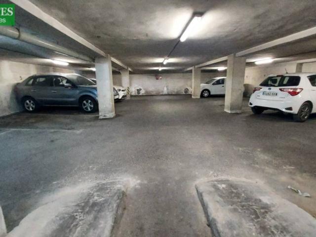 Garaje en ALQUILER en Campoamor Altozano