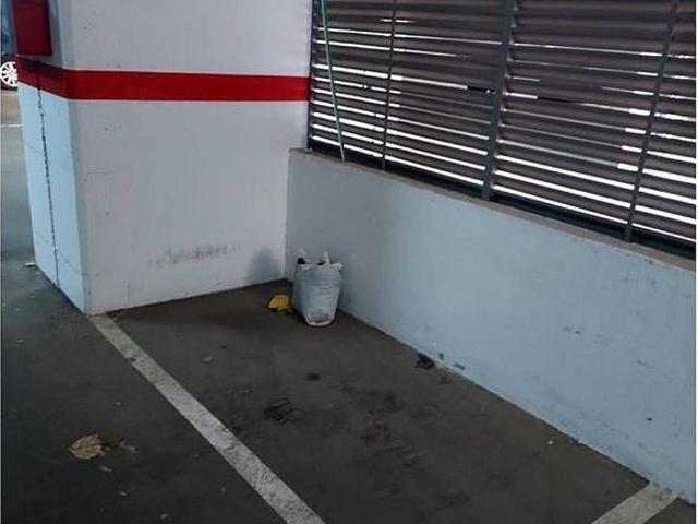 Garaje en alquiler en calle Montseny, Cardedeu, de 3 m² por 25
