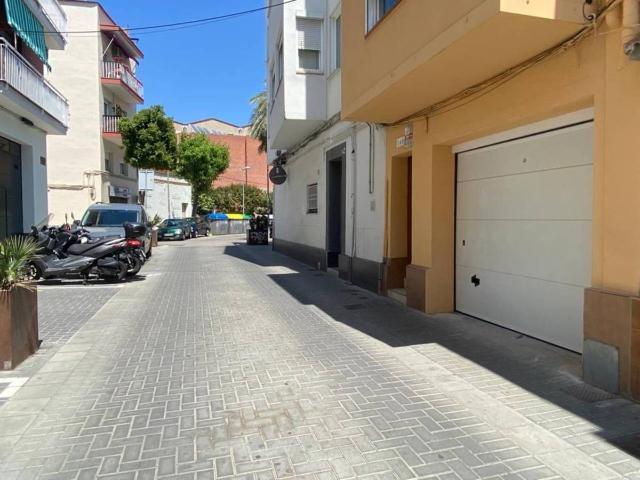 Garaje en Alquiler en Casagemes