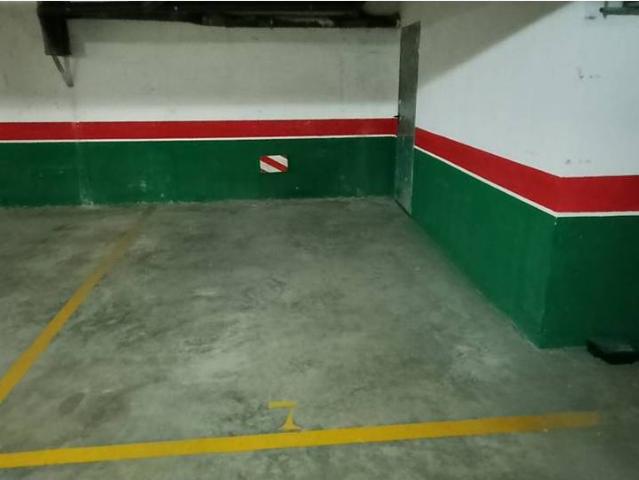 Garaje en Alquiler en Celrà