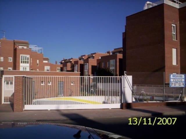 Garaje en alquiler en Alcalá de Henares, Madrid