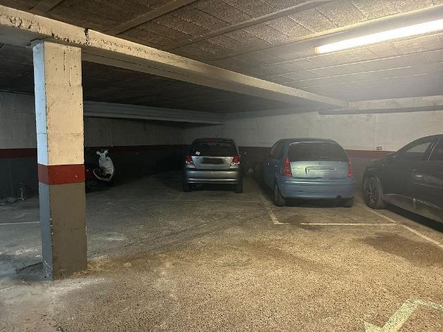 Garaje en alquiler en avenida De València, Lleida, por 65