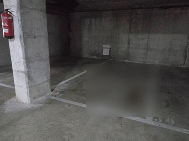 Garaje en alquiler en avenida De Josep Ferrer i Domingo, Rubí, de 14 m² por 90