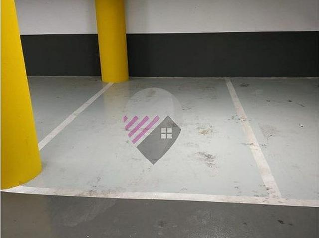 Garaje en alquiler en avenida Del Pessebre, Les Escaldes, de 12 m² por 135