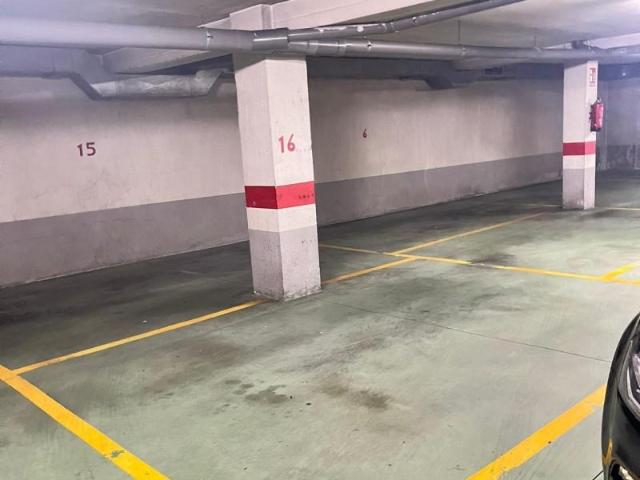Garaje en alquiler en Boiro, Robustiano perez del rio