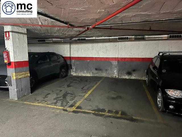 Garaje en alquiler en Barcelona, de 10 m² por 100
