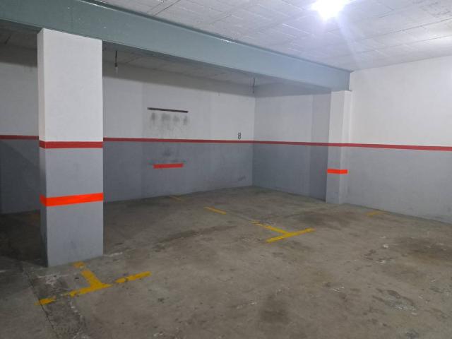 Garaje en Alquiler en Breda