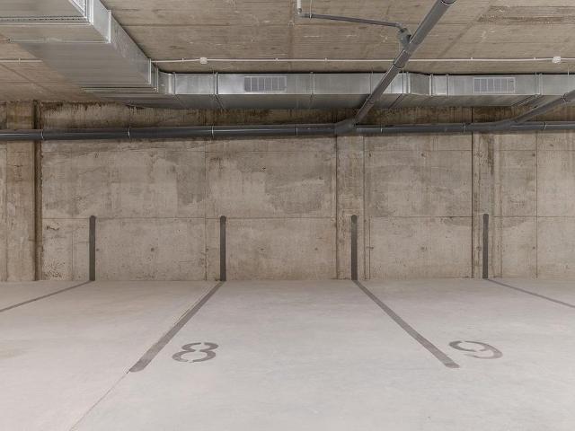 Garaje en alquiler en Girona, de 25 m² por 120