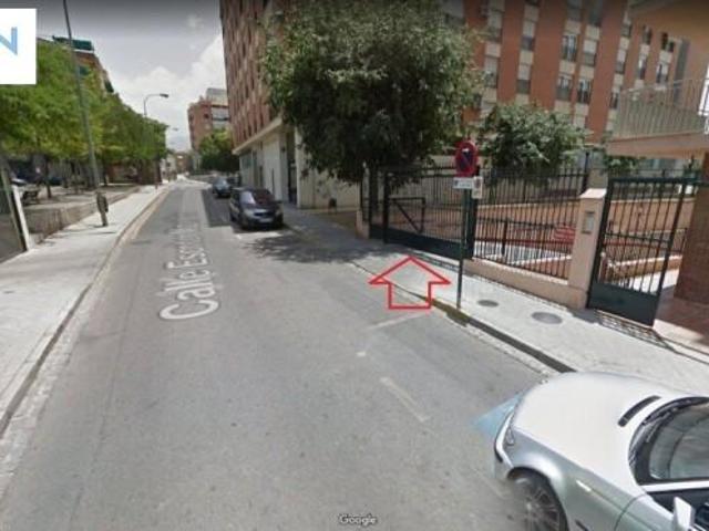 Garaje en alquiler en Granada, Zaidin