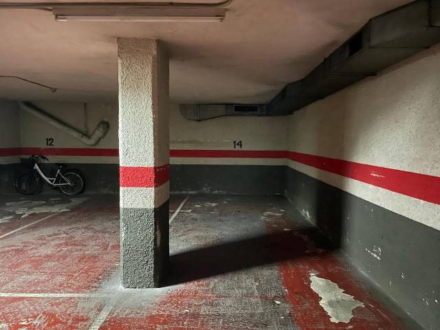 Garaje en Alquiler en Dreta de l'Eixample