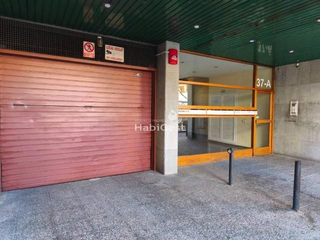 Garaje en Alquiler en Eixample Nord