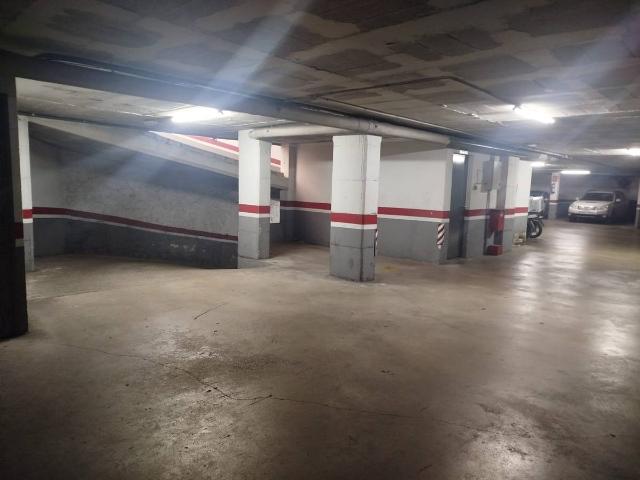 Garaje en Alquiler en Eixample Nord
