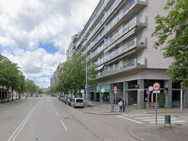 Garaje en Alquiler en Eixample Nord