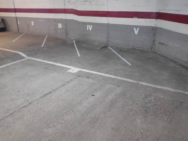 Garaje en Alquiler en Eixample Nord