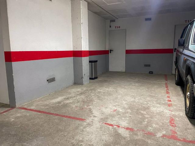 Garaje en Alquiler en Eixample Sud – Migdia