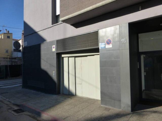Garaje en Alquiler en Eixample Sud – Migdia