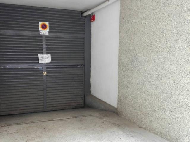 Garaje en Alquiler en El Camp d'en Grassot i Gràcia Nova